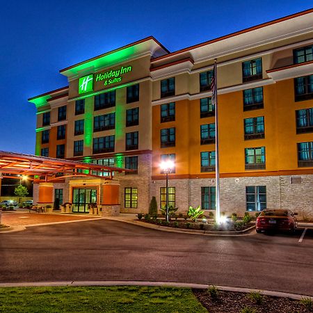 Holiday Inn & Suites Tupelo North By Ihg Exterior photo