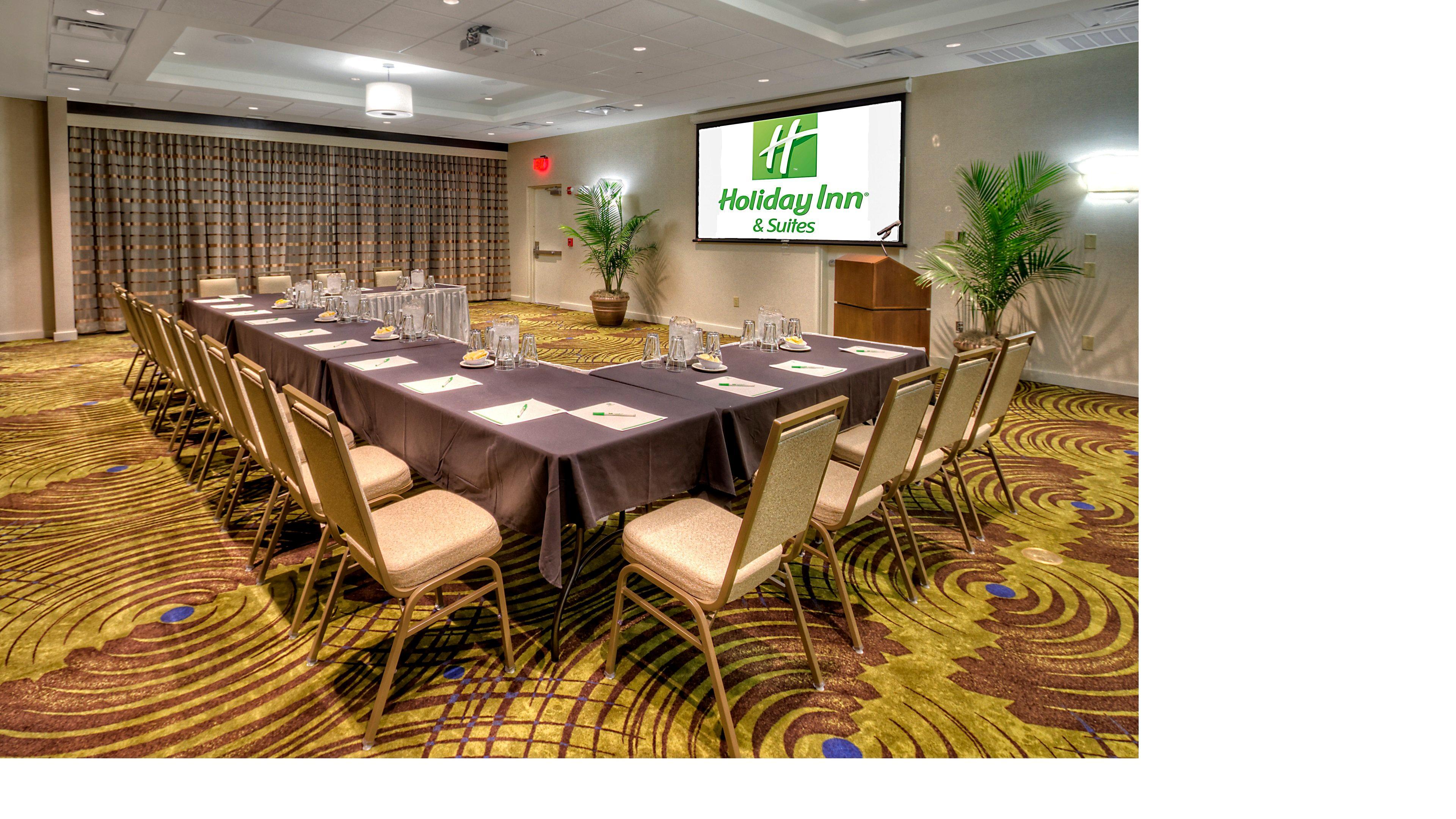 Holiday Inn & Suites Tupelo North By Ihg Exterior photo