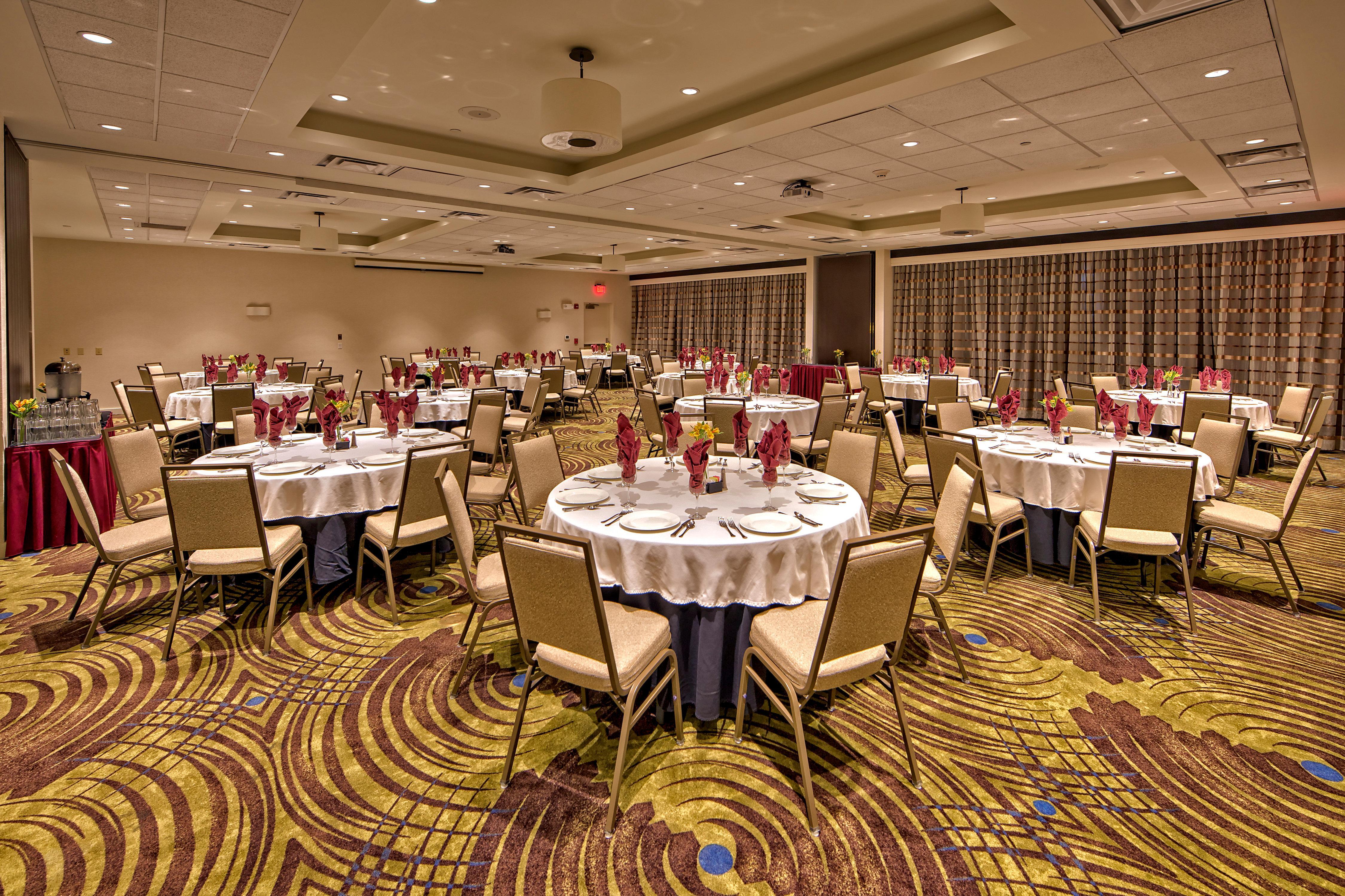 Holiday Inn & Suites Tupelo North By Ihg Exterior photo